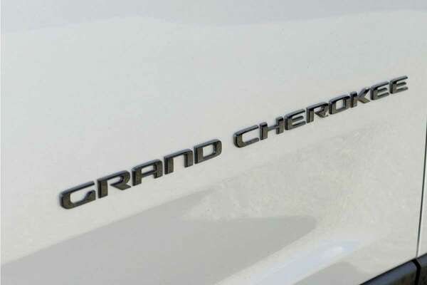 2022 Jeep Grand Cherokee L Night Eagle WL