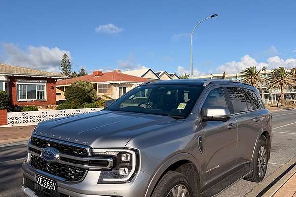 2025 Ford Everest Platinum 3.0L thumb-2