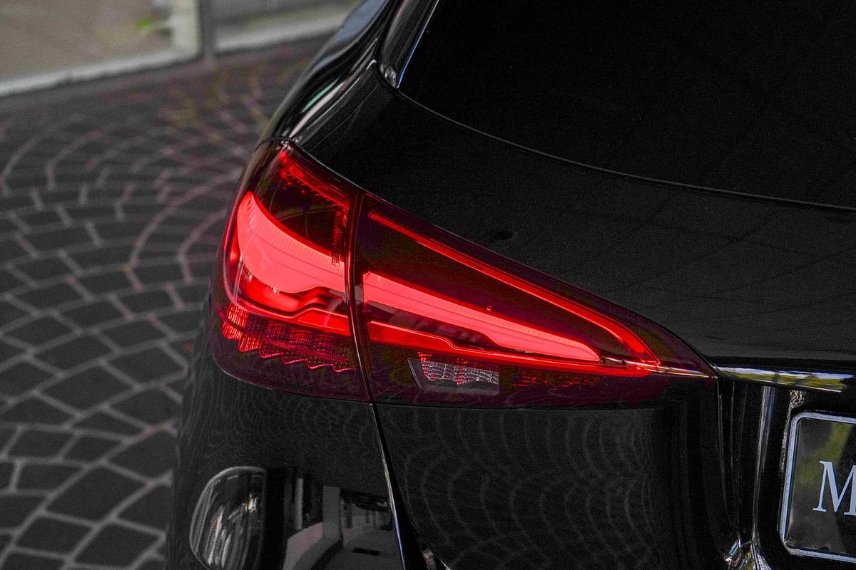 W177 806+056MY A200 Hatch 5dr DCT 7sp 1.3T