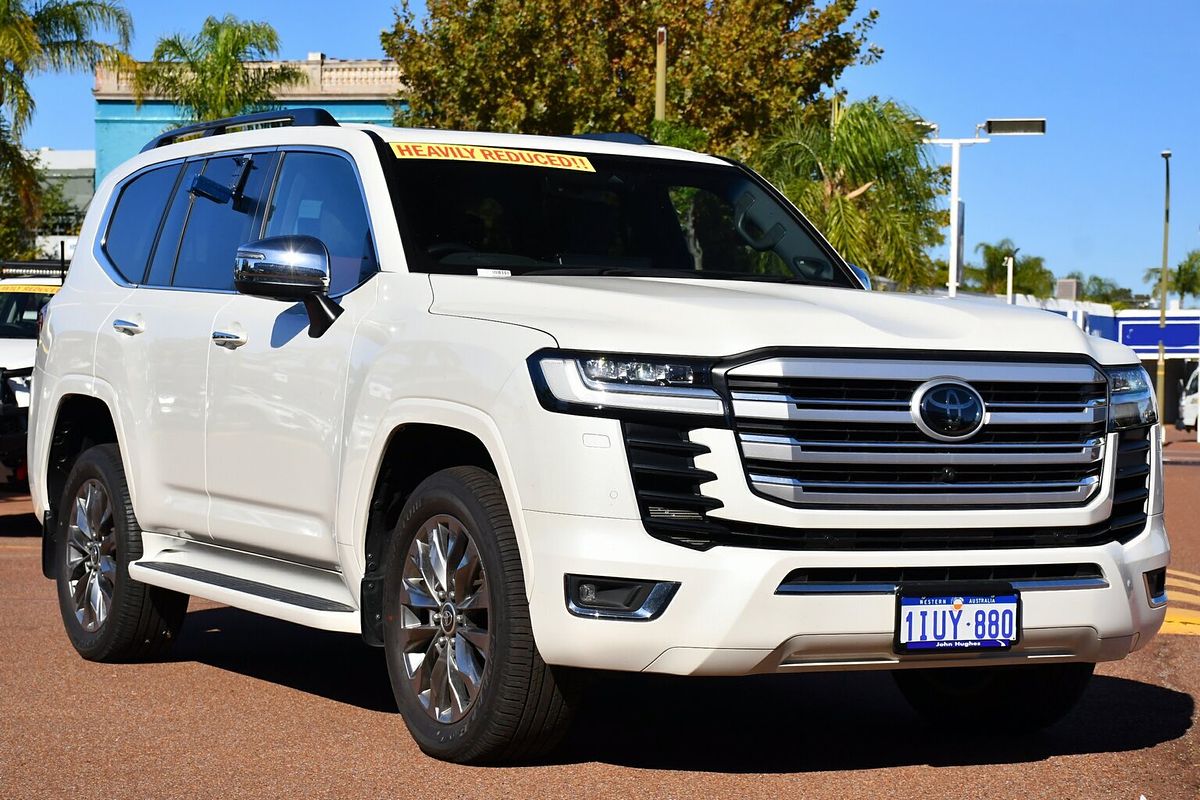 2022 Toyota Landcruiser Sahara ZX FJA300R