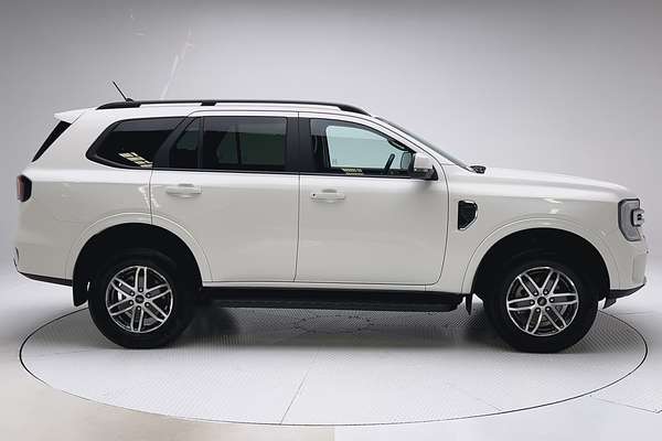 2024 Ford Everest Trend 2.0L thumb-8