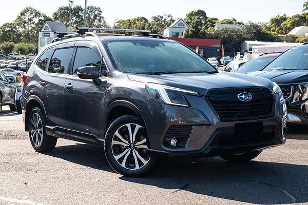 2023 Subaru Forester 2.5i Premium S5