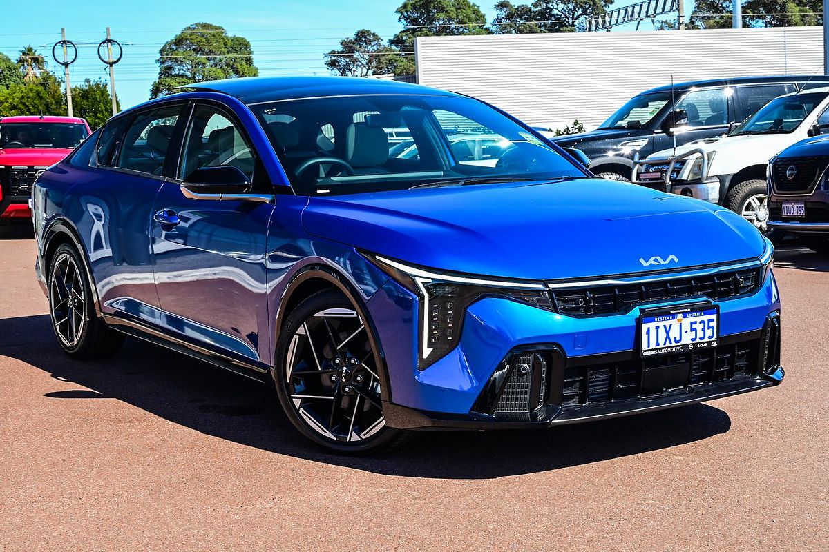 2025 Kia K4 GT-Line CL4m