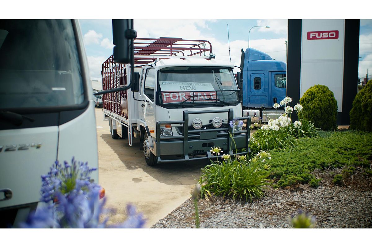 2025 Fuso Canter 515
