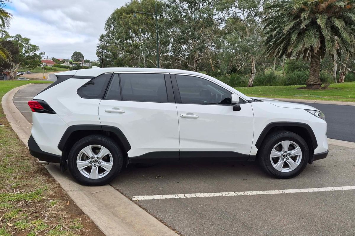 2019 Toyota RAV4 GX MXAA52R