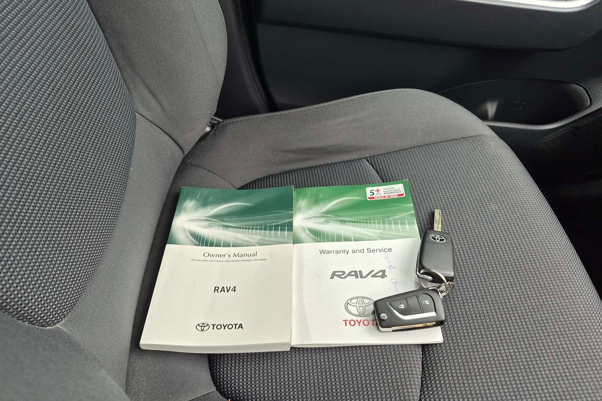 2019 Toyota RAV4 GX MXAA52R