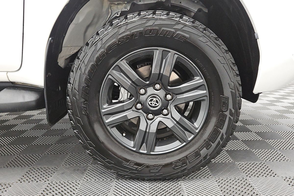 2022 Toyota Hilux SR GUN126R 4X4