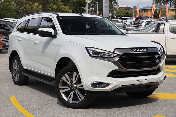 2024 Isuzu MU-X LS-T