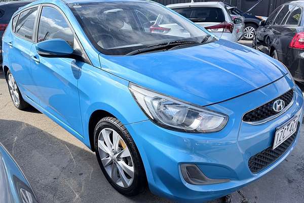 2017 Hyundai Accent Active RB4