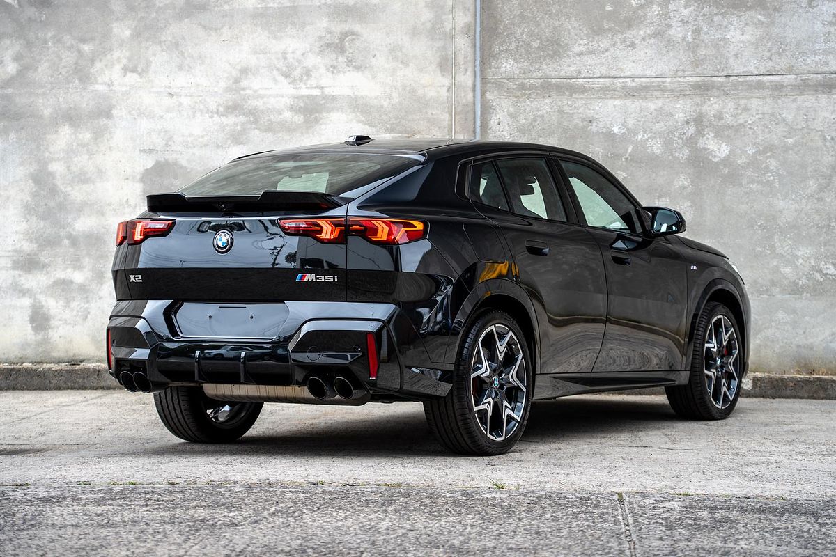 2025 BMW X2 M35i xDrive U10