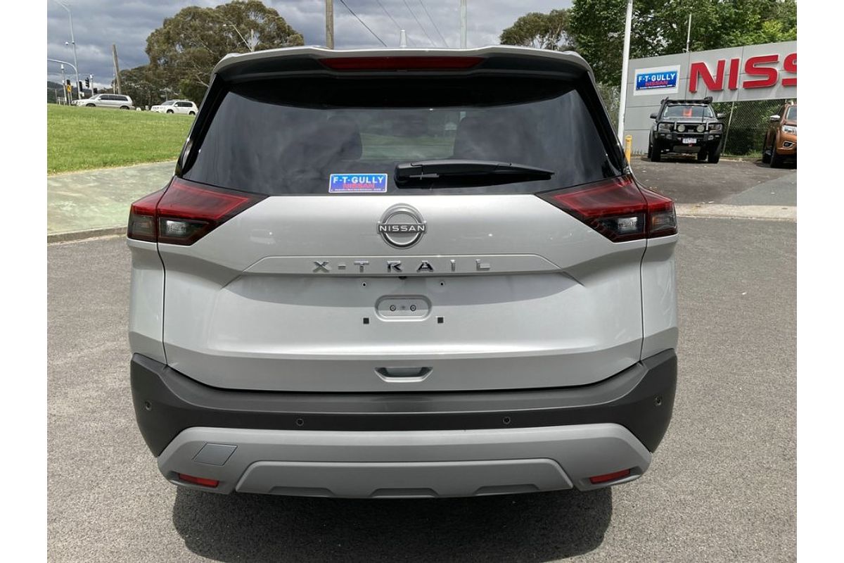 2025 Nissan X-TRAIL ST-L T33