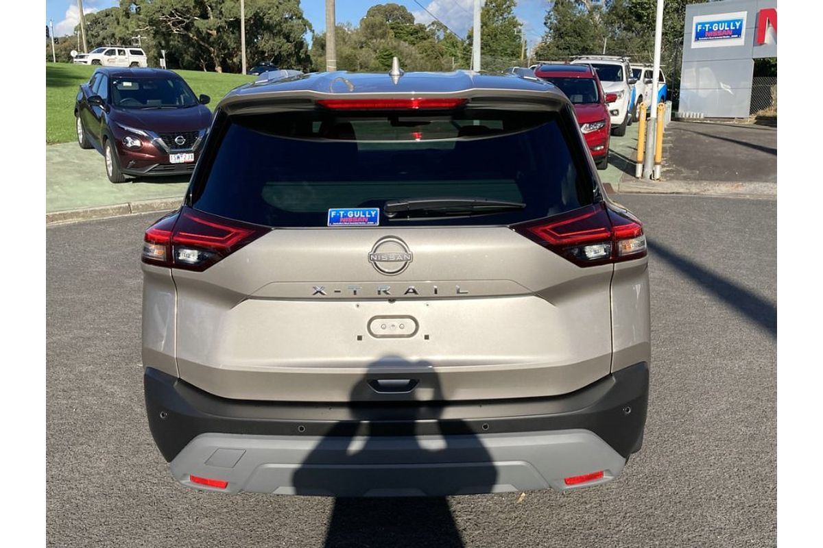 2024 Nissan X-TRAIL ST-L T33