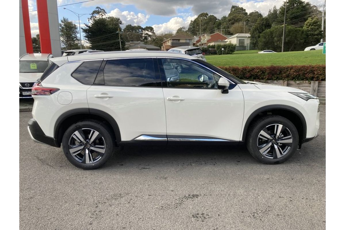 2025 Nissan X-TRAIL Ti T33