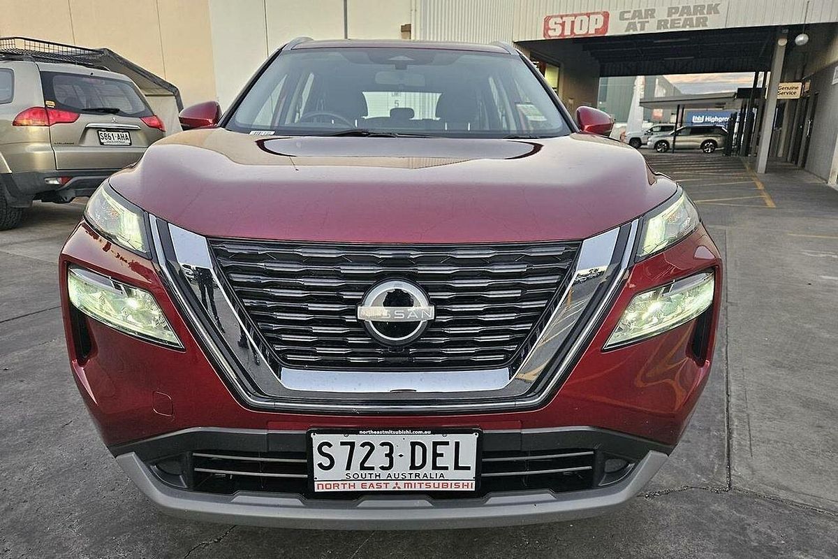 2023 Nissan X-TRAIL ST T33