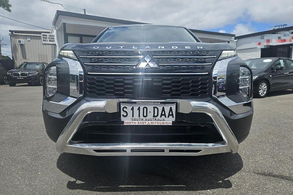 2024 Mitsubishi Outlander ES ZM
