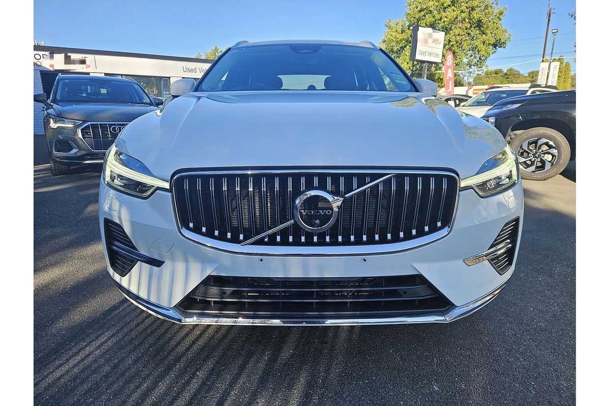 2023 Volvo XC60 Ultimate B5 Bright