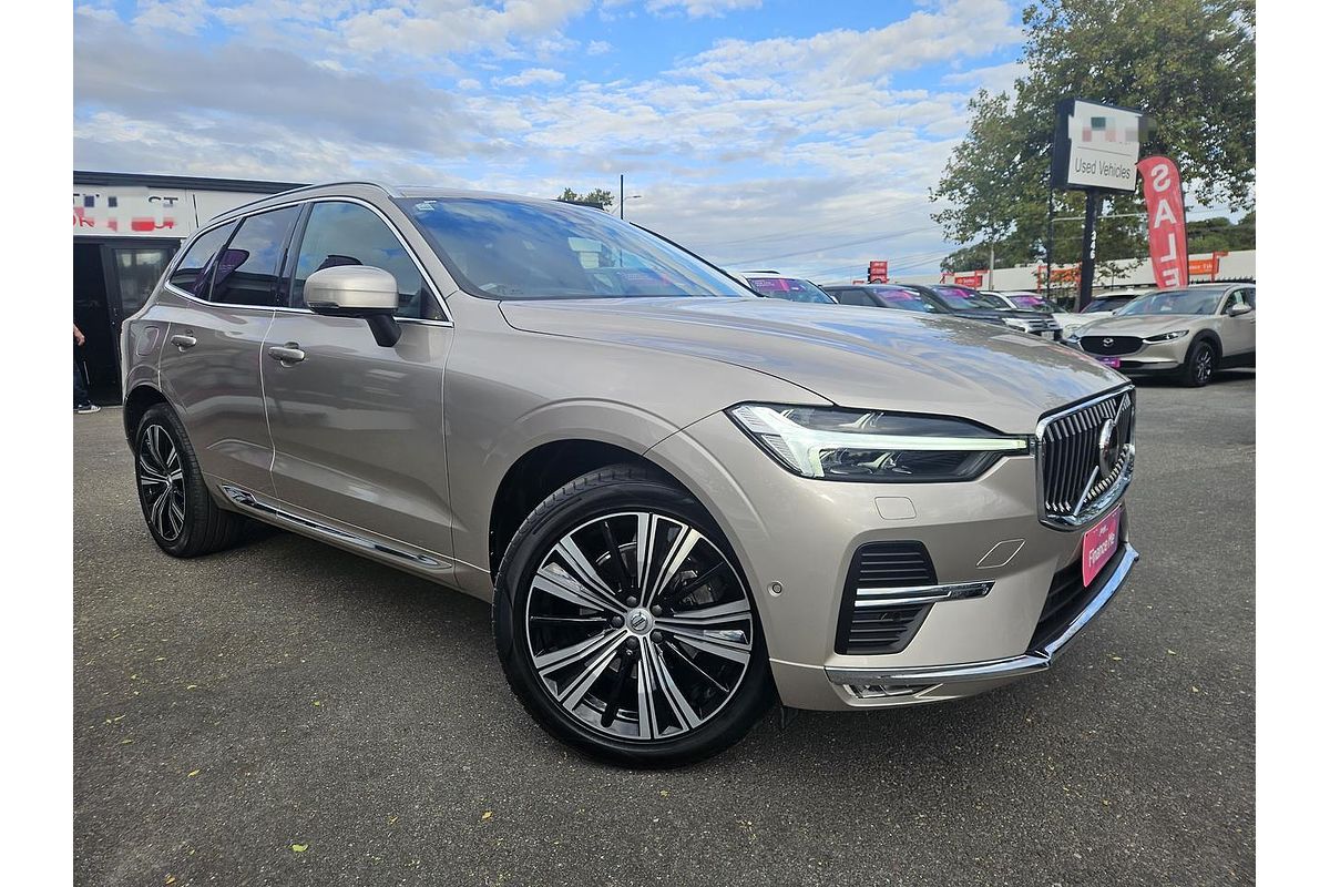 2023 Volvo XC60 Ultimate B5 Bright