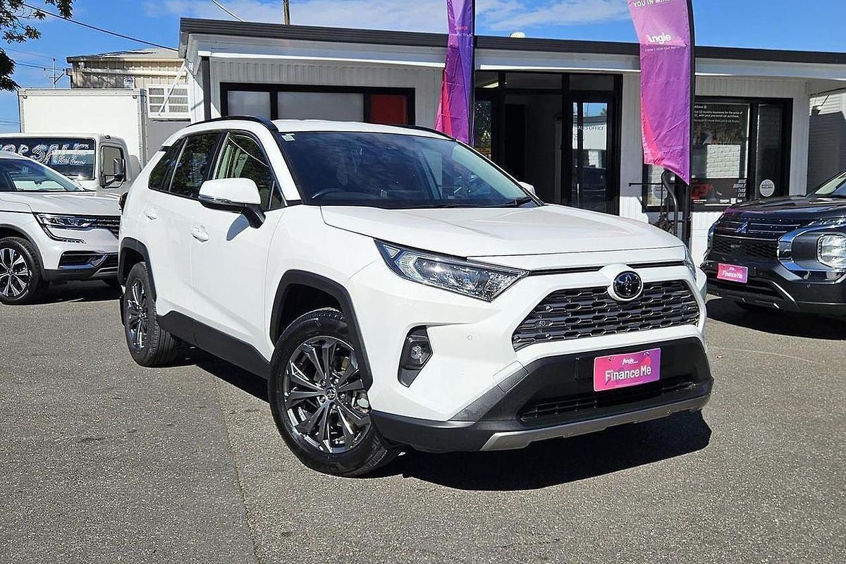 2024 Toyota RAV4 GXL MXAA52R
