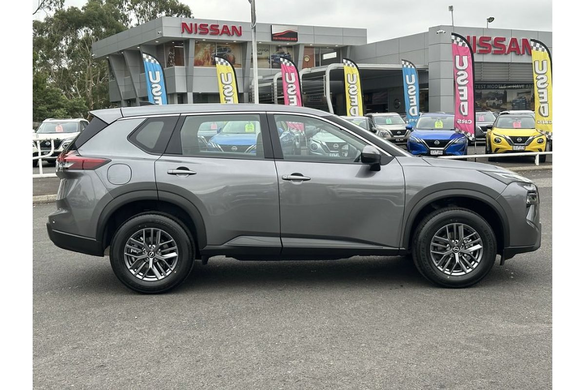 2026 Nissan X-TRAIL ST T33