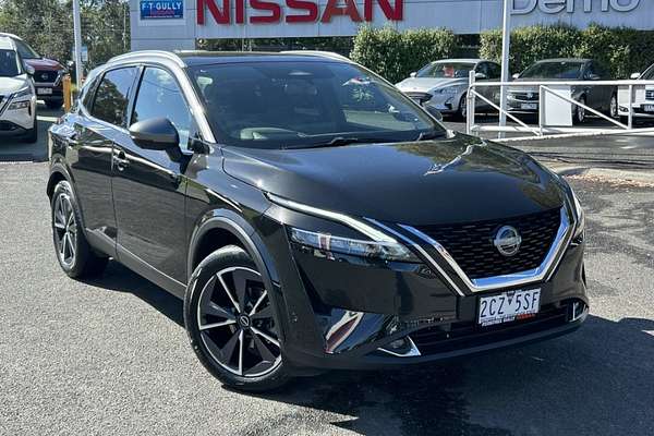 2025 Nissan QASHQAI Ti J12