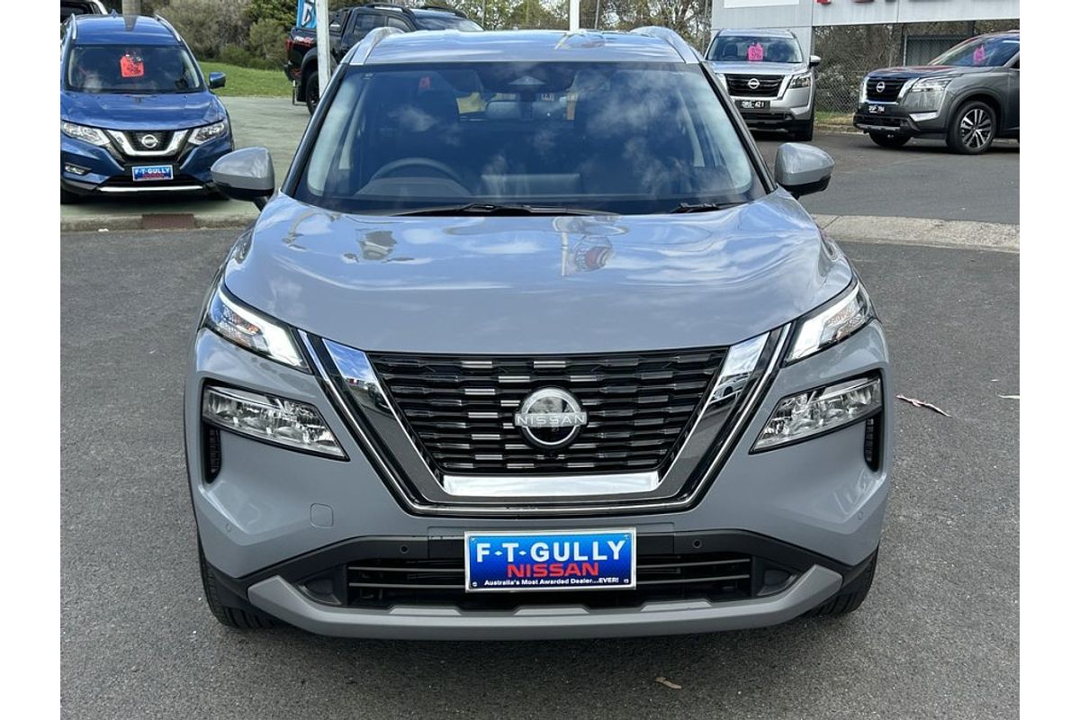 2025 Nissan X-TRAIL ST-L T33