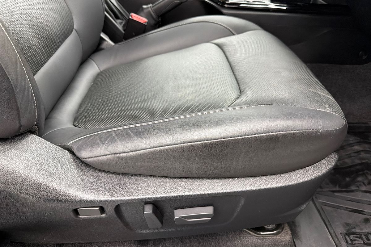 2021 Isuzu D-MAX X-TERRAIN 4X4