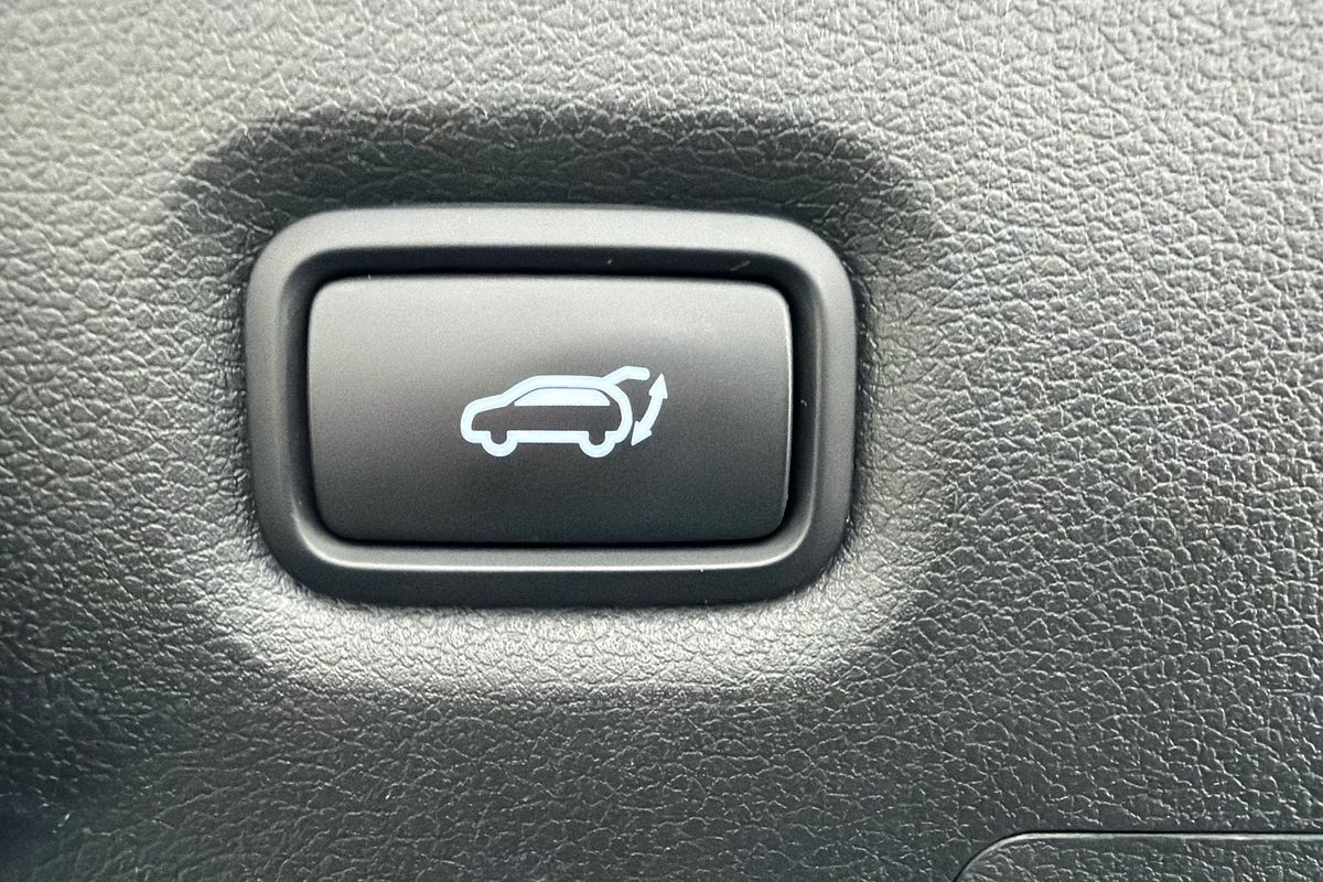 2020 Hyundai Santa Fe Highlander TM.2