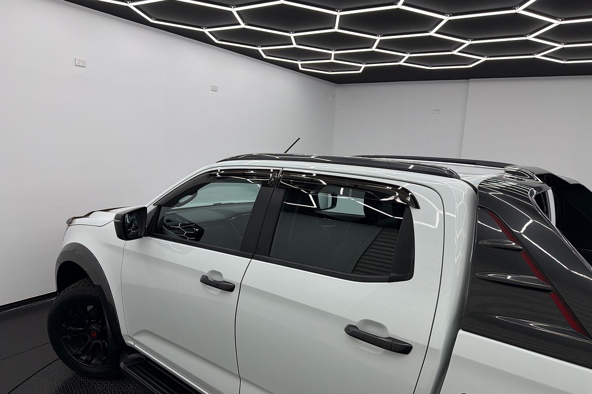 2021 Isuzu D-MAX X-TERRAIN 4X4