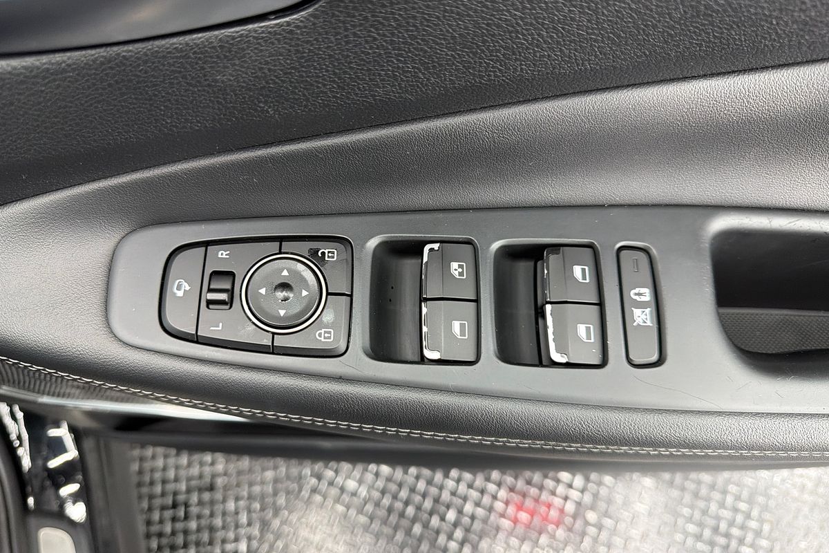 2020 Hyundai Santa Fe Highlander TM.2