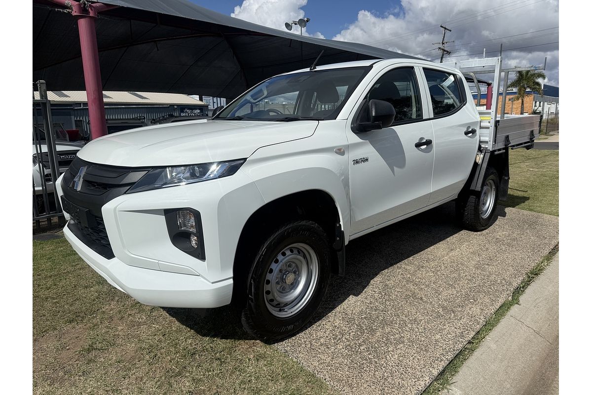 2022 Mitsubishi Triton GLX MR 4X4