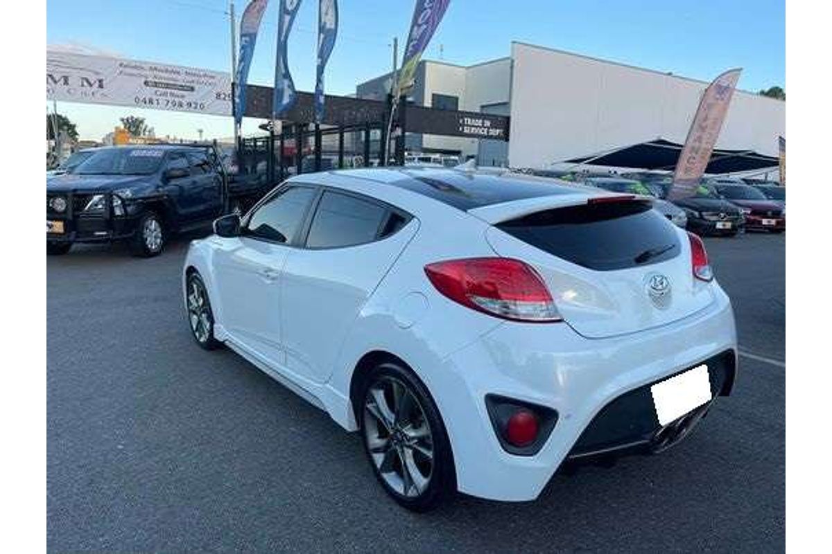 2015 Hyundai Veloster SR Turbo FS4 Series II