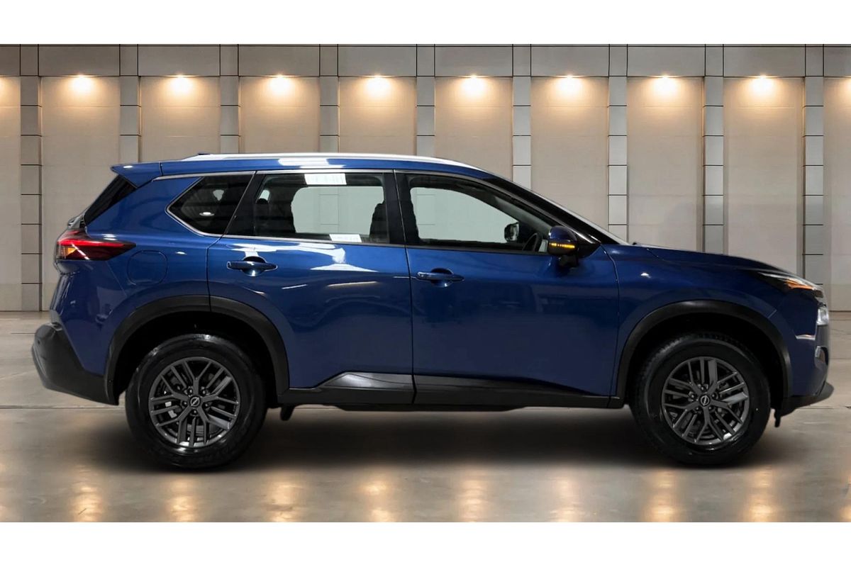 2024 Nissan X-TRAIL ST T33