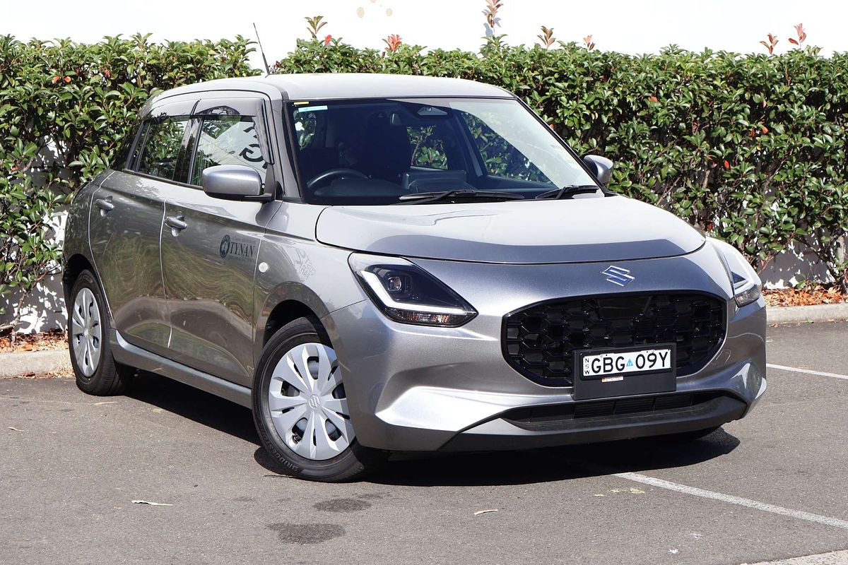 2025 Suzuki Swift Hybrid UZ