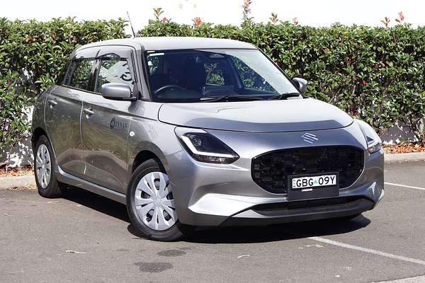 2025 Suzuki Swift Hybrid UZ