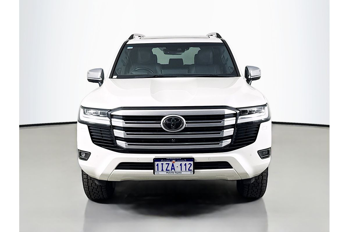 2022 Toyota Landcruiser Sahara FJA300R