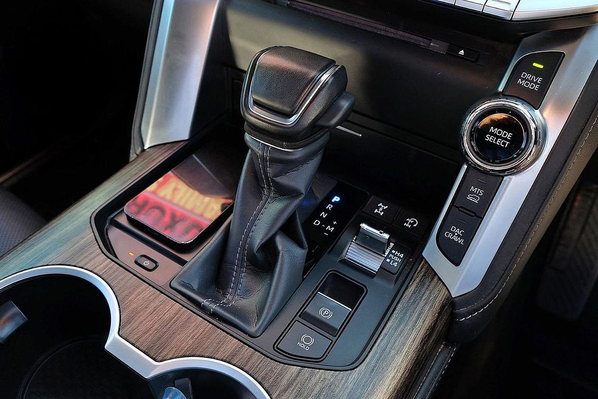 2023 Toyota Landcruiser VX FJA300R