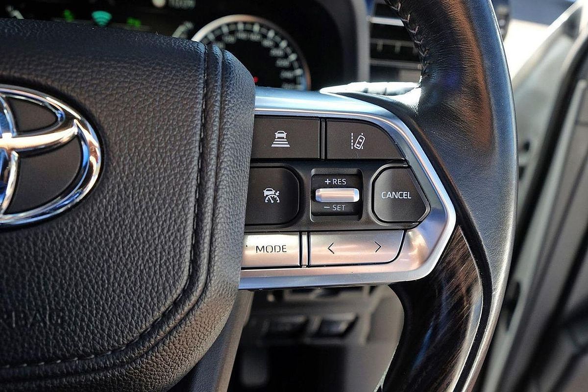 2023 Toyota Landcruiser VX FJA300R