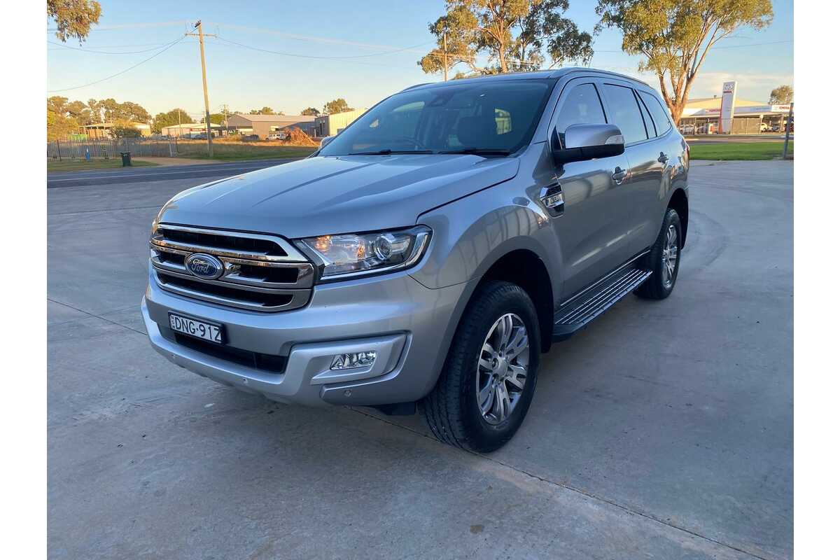 SOLD 2017 Ford Everest Trend Used SUV Cowra NSW