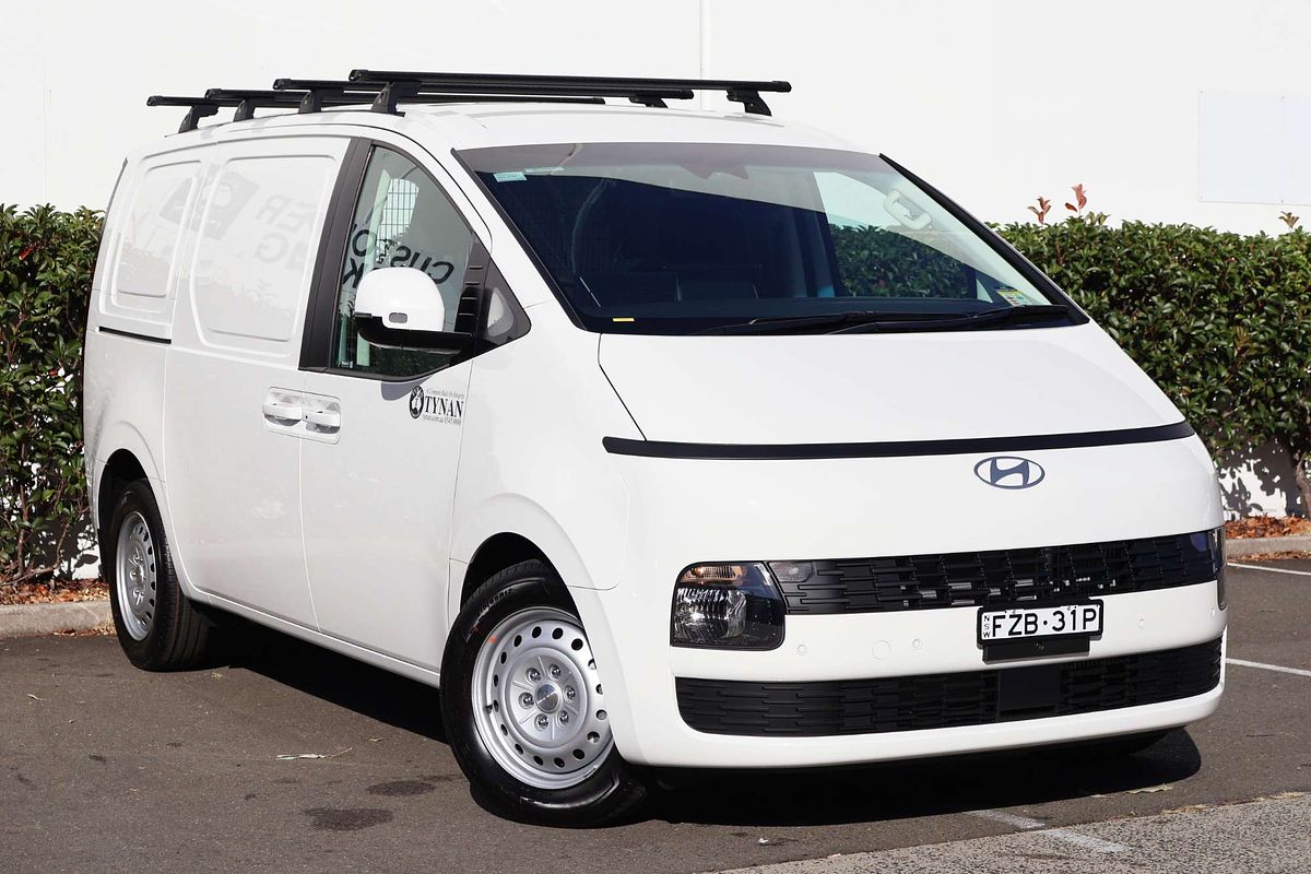 2026 Hyundai STARIA