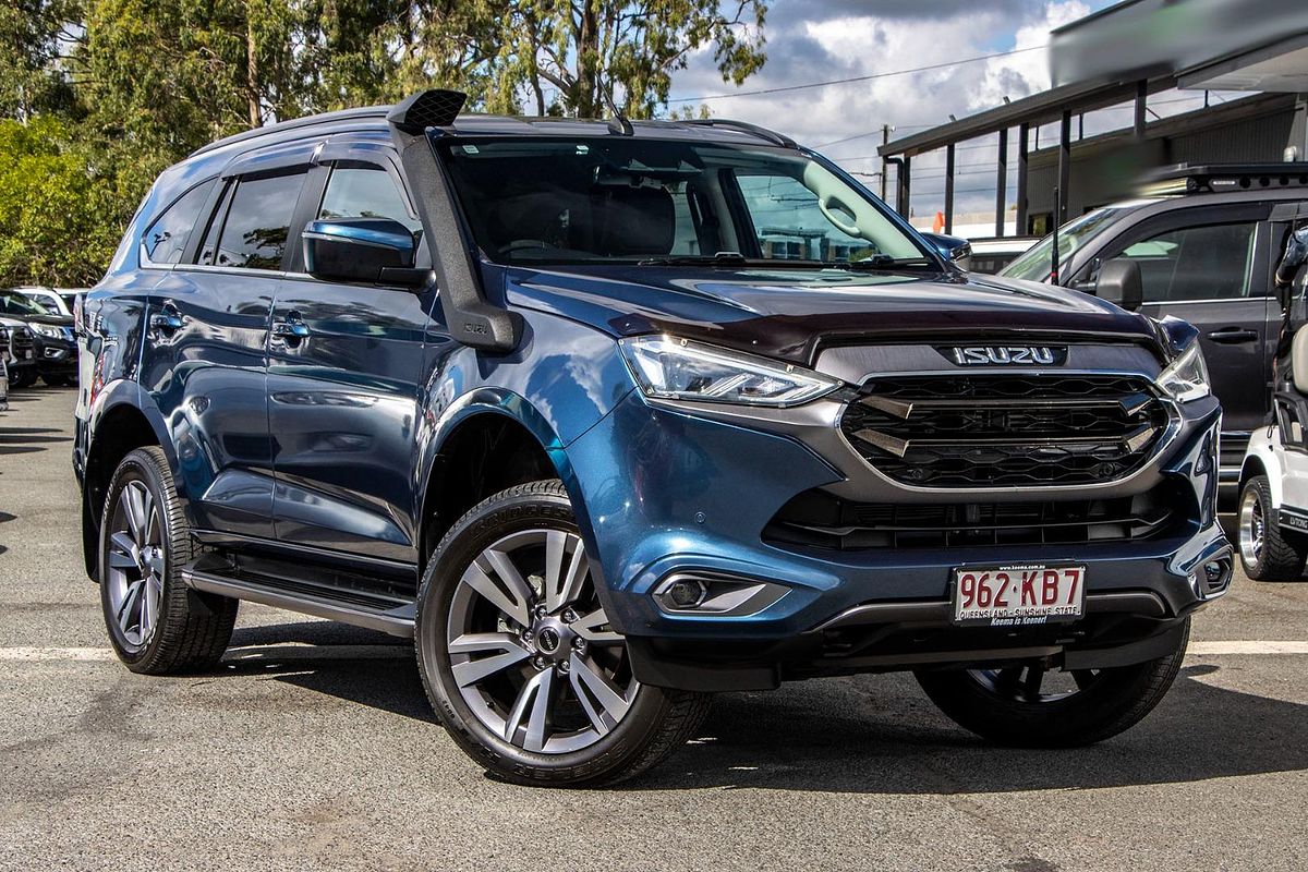 2023 Isuzu MU-X LS-T