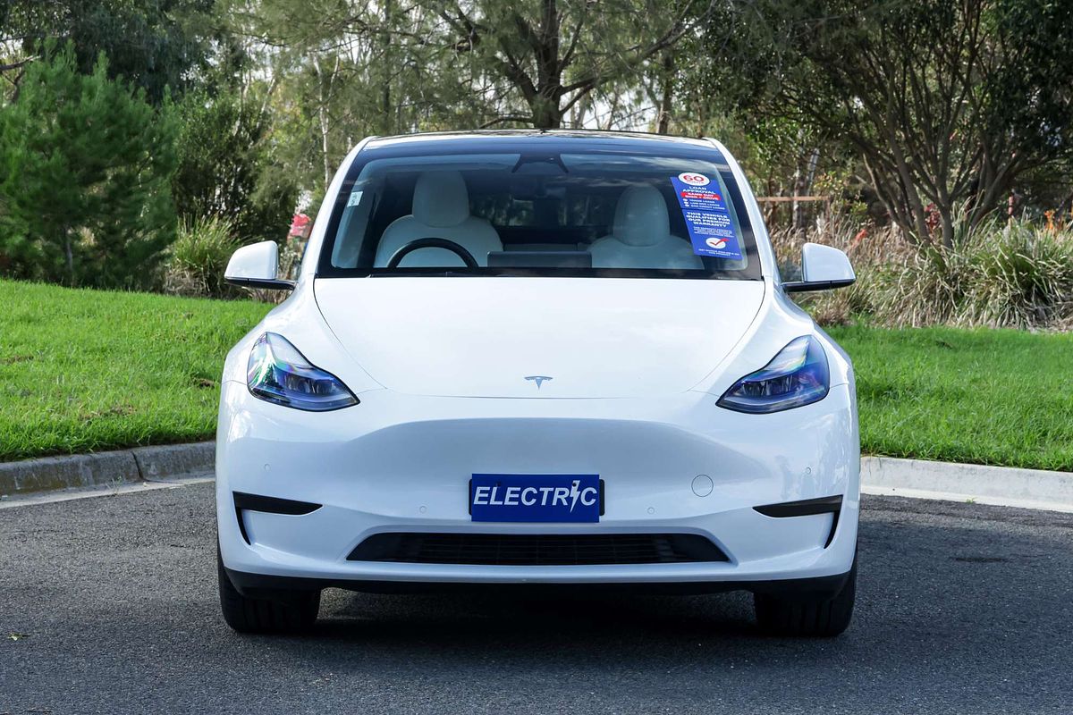 2022 Tesla Model Y Rear-Wheel Drive