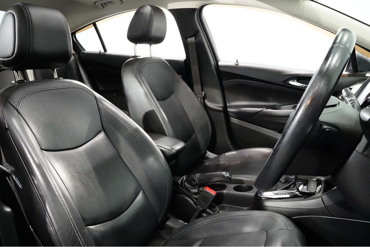 2017 Holden Astra LTZ BL
