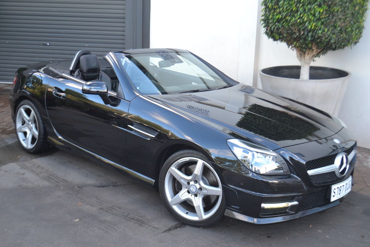 2012 Mercedes-Benz SLK-Class SLK350 BlueEFFICIENCY R172