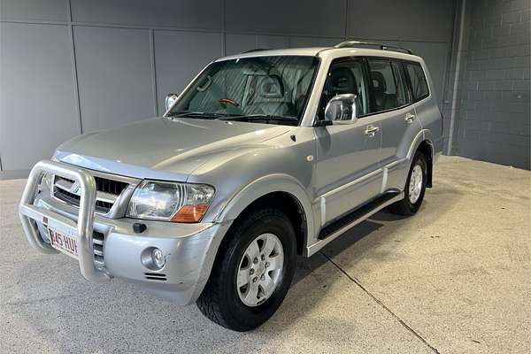 2004 Mitsubishi Pajero Exceed NP