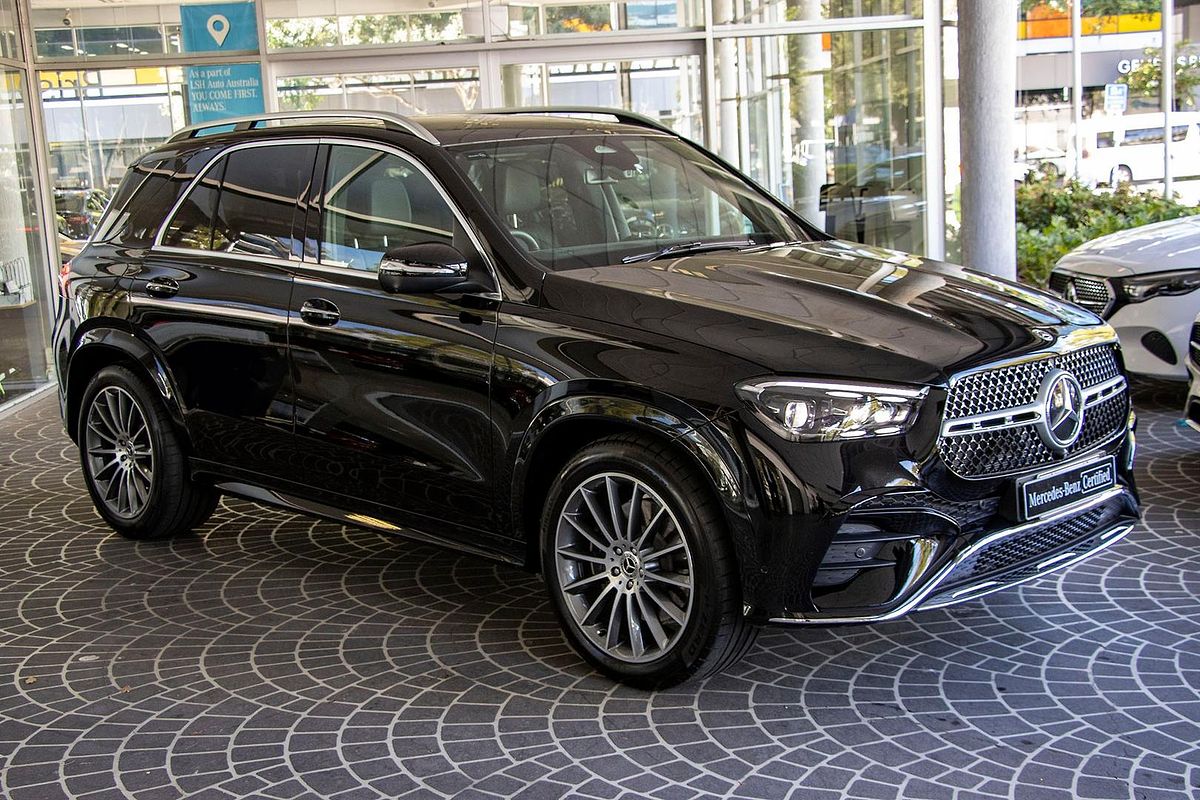 V167 805+055MY GLE300 d WAG 9G 9sp 2.0DT/15kW V167 805+055MY GLE300 d WAG 9G 9sp 2.0DT/15kW