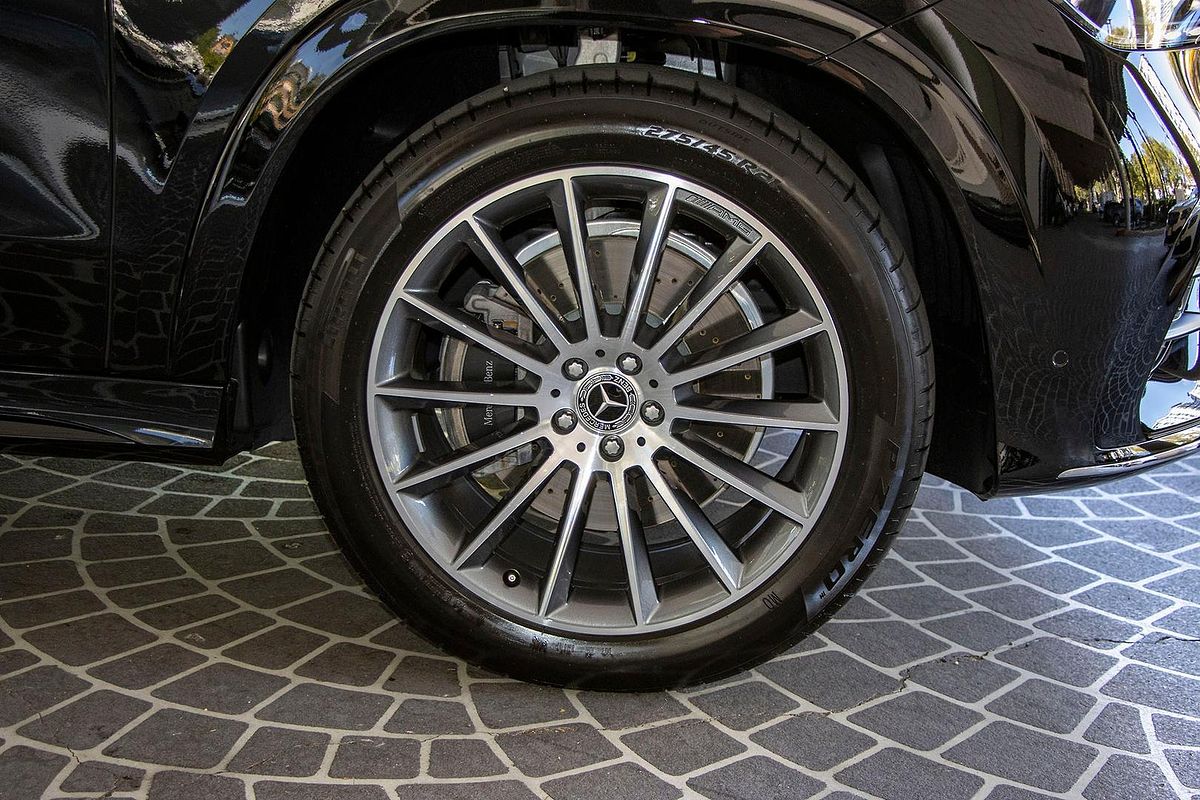 V167 805+055MY GLE300 d WAG 9G 9sp 2.0DT/15kW