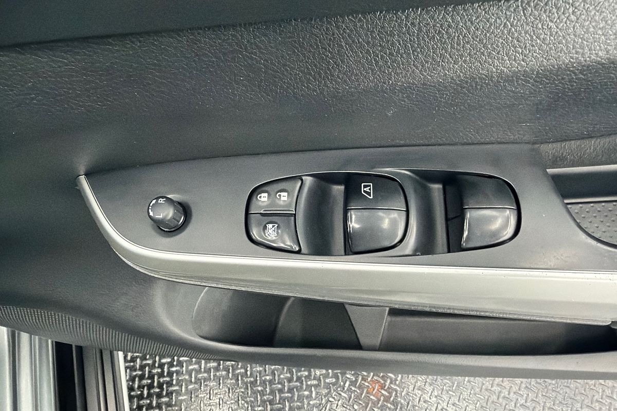 2018 Nissan Navara ST D23 Series 3 Rear Wheel Drive