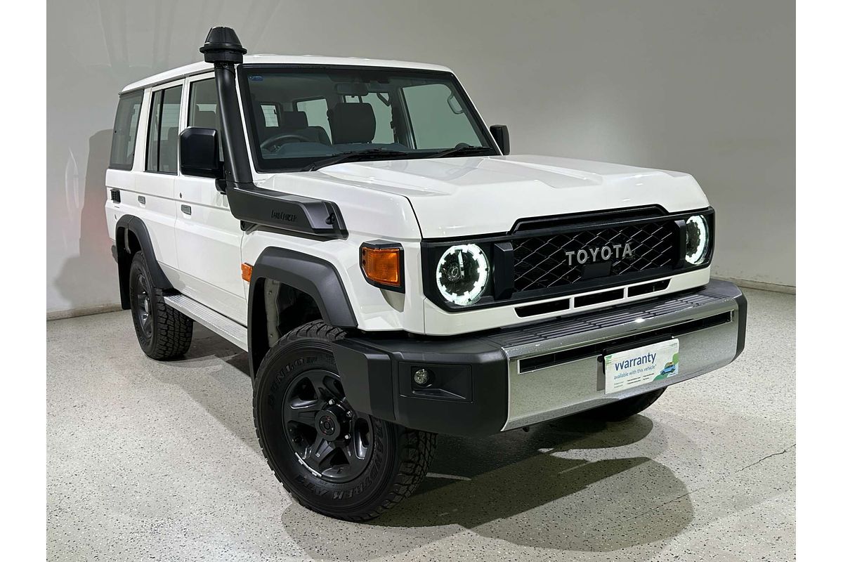 2025 Toyota Landcruiser GXL GDJL76R