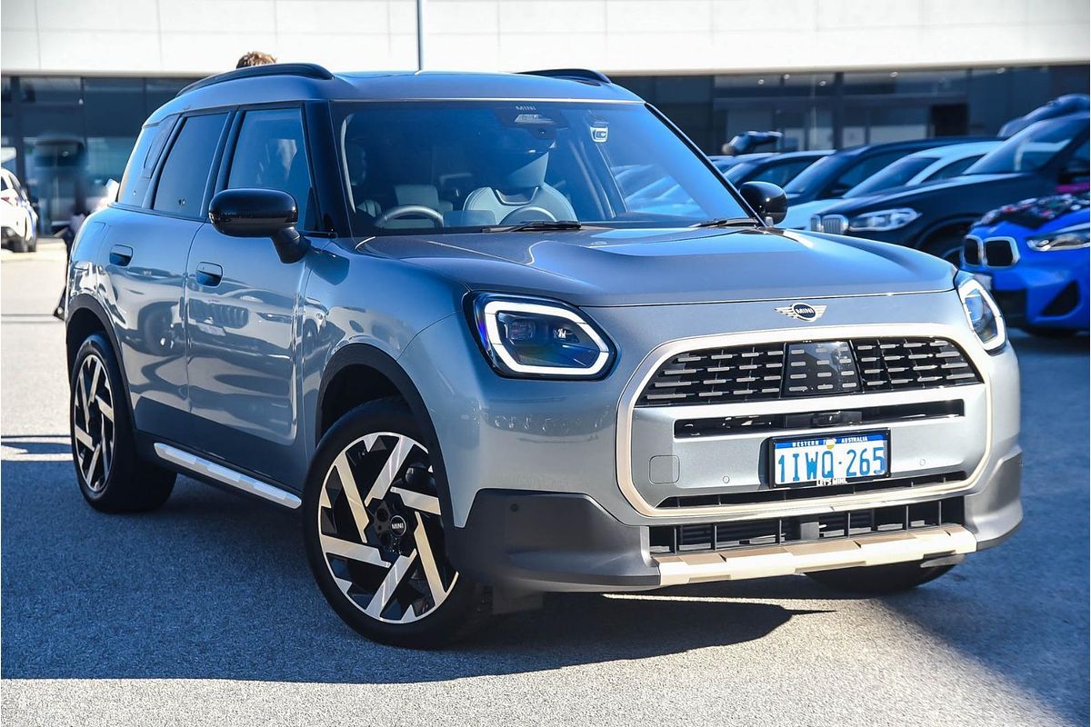 2025 MINI Countryman C Core U25