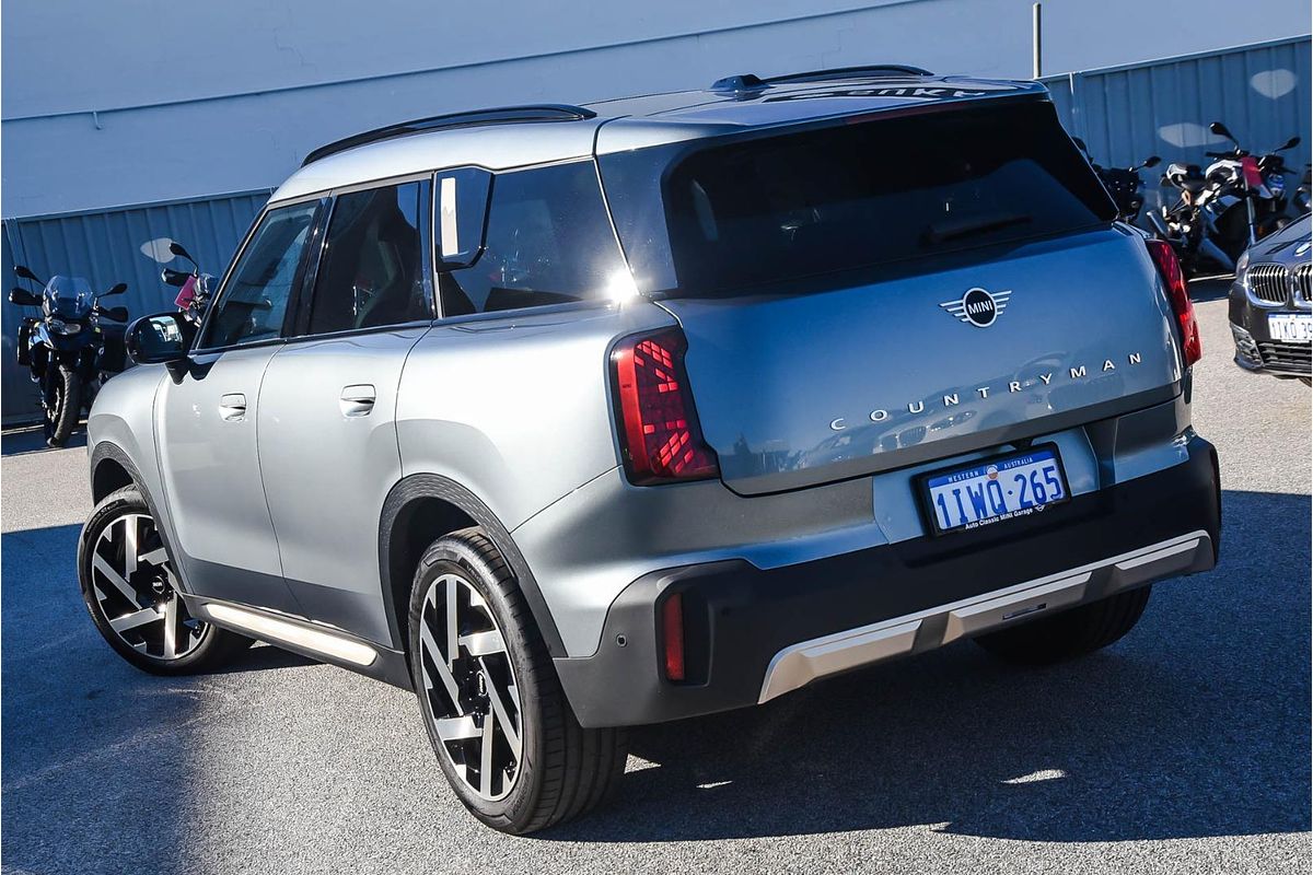 2025 MINI Countryman C Core U25